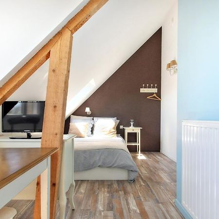 Les Gites D'Emilie Melesse Esterno foto
