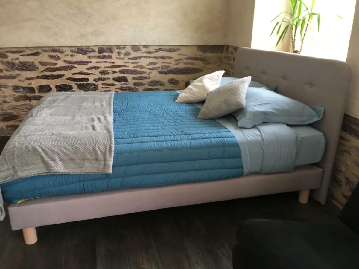 Les Gites D'Emilie Melesse Esterno foto